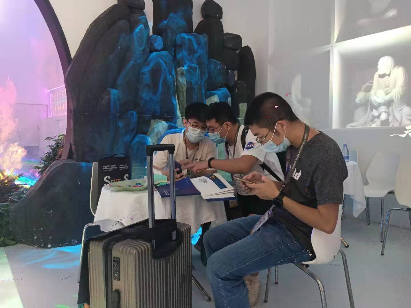 2021第26屆廣州國際照明展覽會（光亞展）雷色印象空間震撼展出！(圖11)